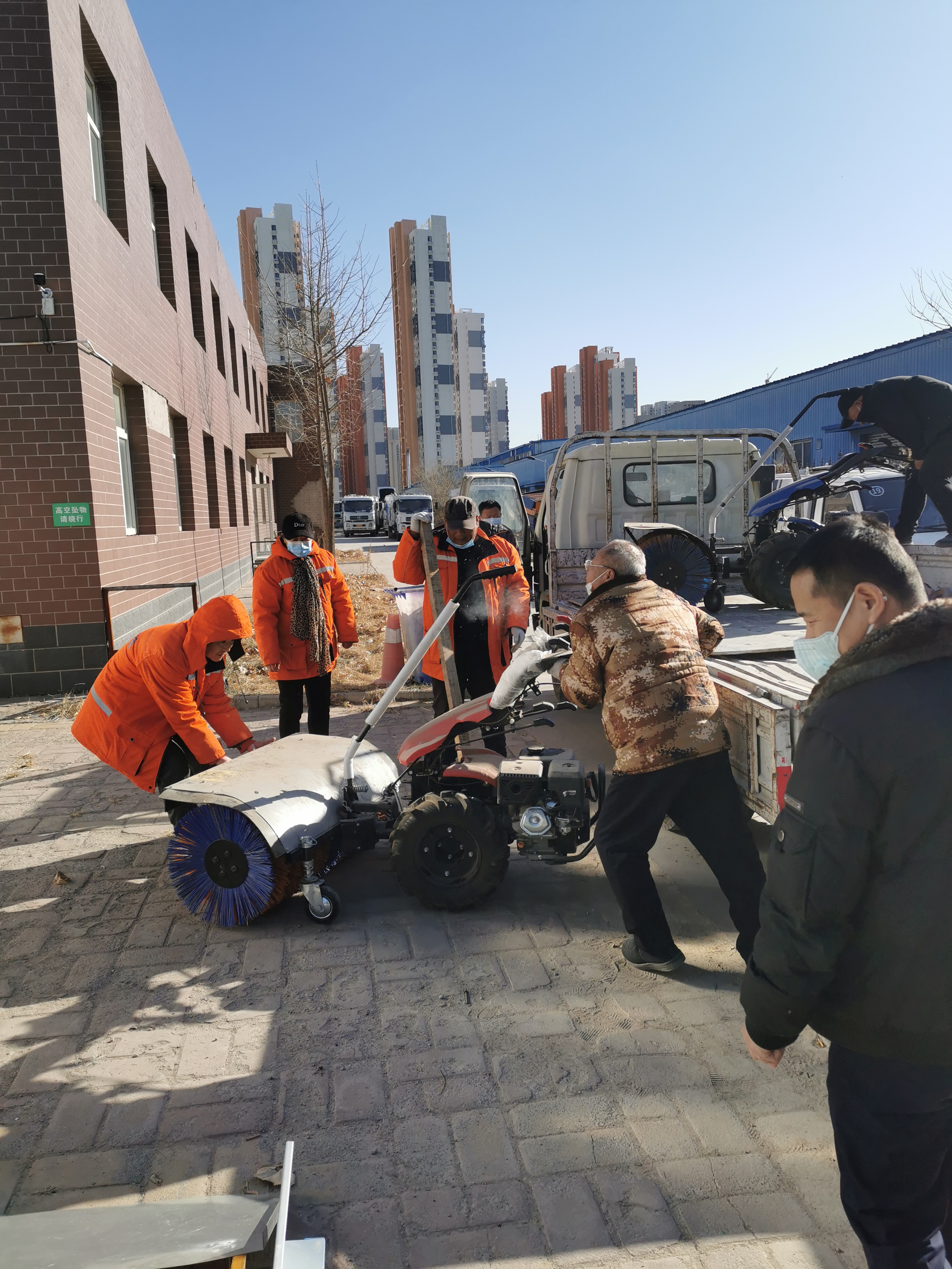 保定环卫： 未雪绸缪积极备战严寒恶劣天气 打好雪季应对主动仗