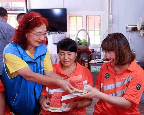 健康润心扉,义诊共相随 ——盲人按摩公益行动服务环卫工人