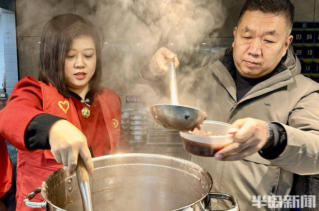 一碗腊八粥，温暖环卫工
