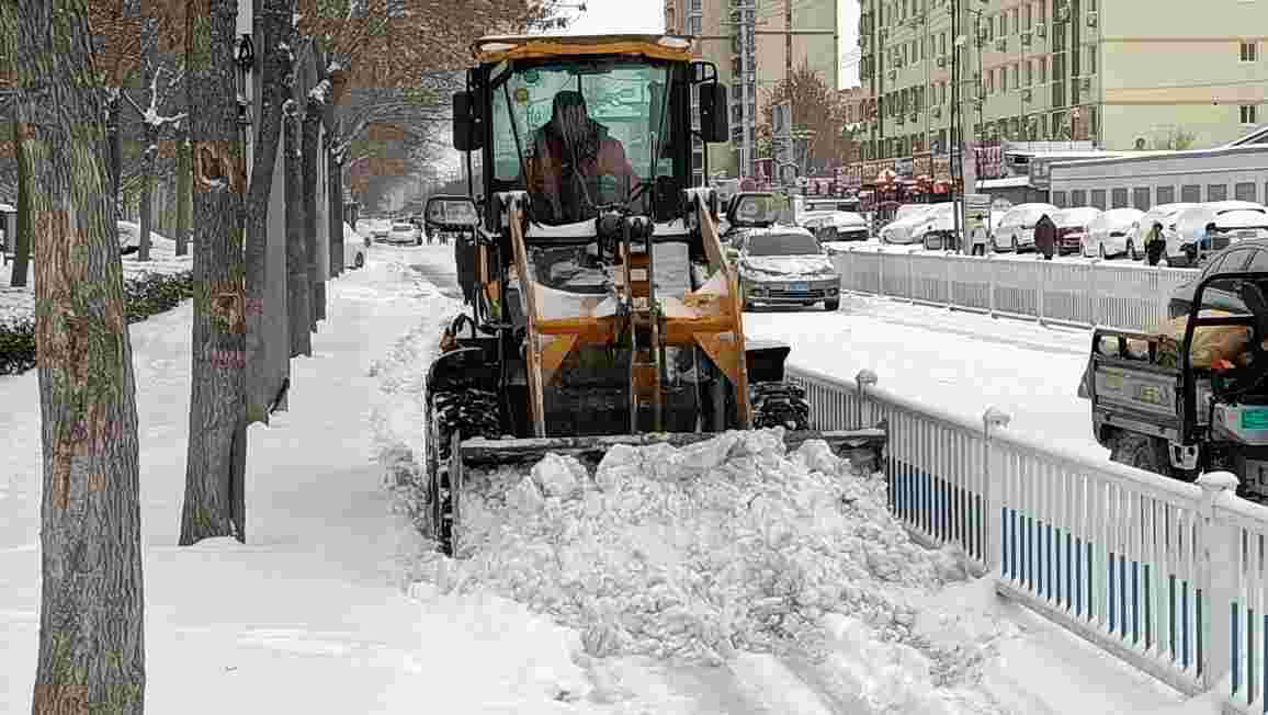衡水市环卫中心：全力以赴清雪除冰保畅通