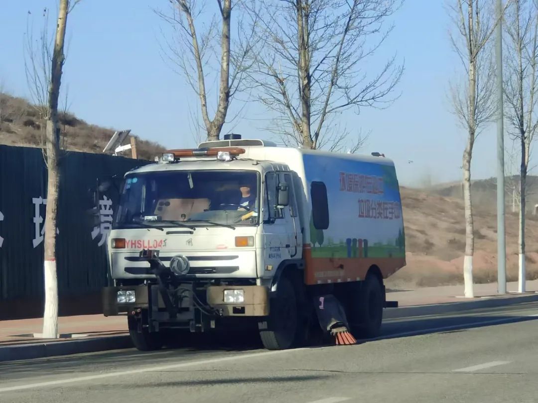 新春走基层｜春节不打烊！坚守岗位保“春洁”