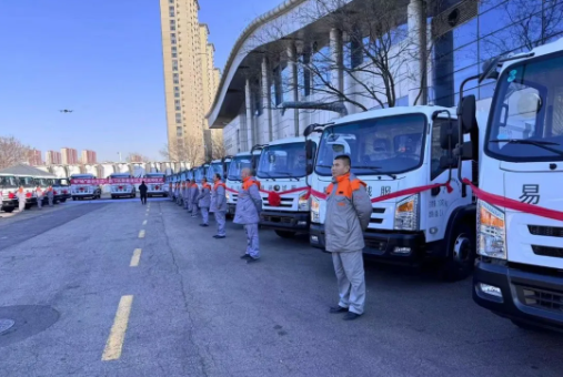 济南市历下区举行新能源环卫车启用仪式