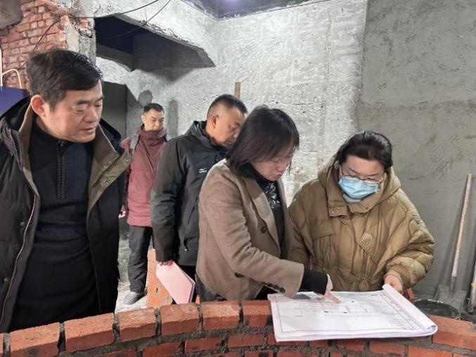 排查环卫景观安全隐患 他们守护绿容安全防线