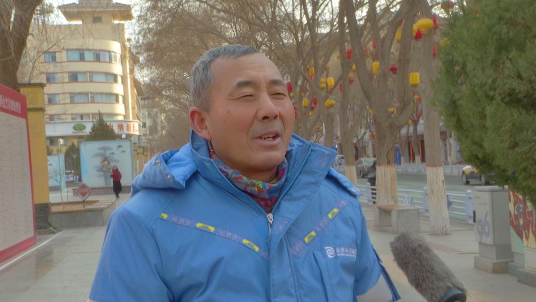 敦煌：  环卫人春节坚守  为城市 “净 新”护航