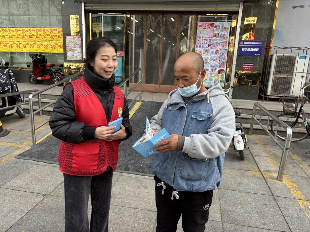 双争进行时丨北戴河新区生活垃圾分类办公室开展弘扬雷锋精神 践行垃圾分类活动