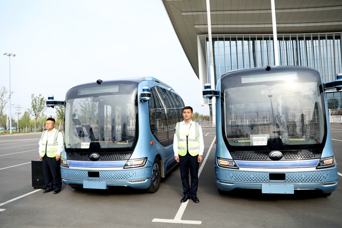 济南L4级自动驾驶公交测试,智慧物流、智慧环卫场景创建将迎突破