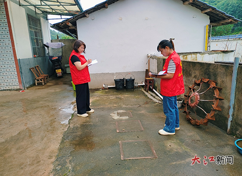 安远县塘村乡：户厕改造小工程 连着群众大民生