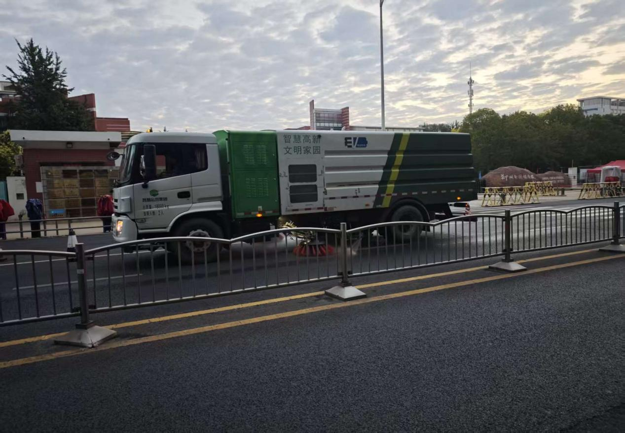 护航高考 环卫先行——以洁净环境为青春梦想助力