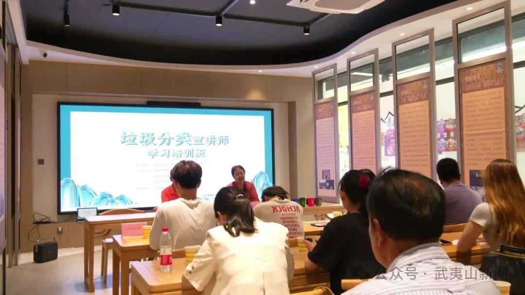 分类齐参与 低碳新时尚｜我市开展第三届全国垃圾分类宣传周活动