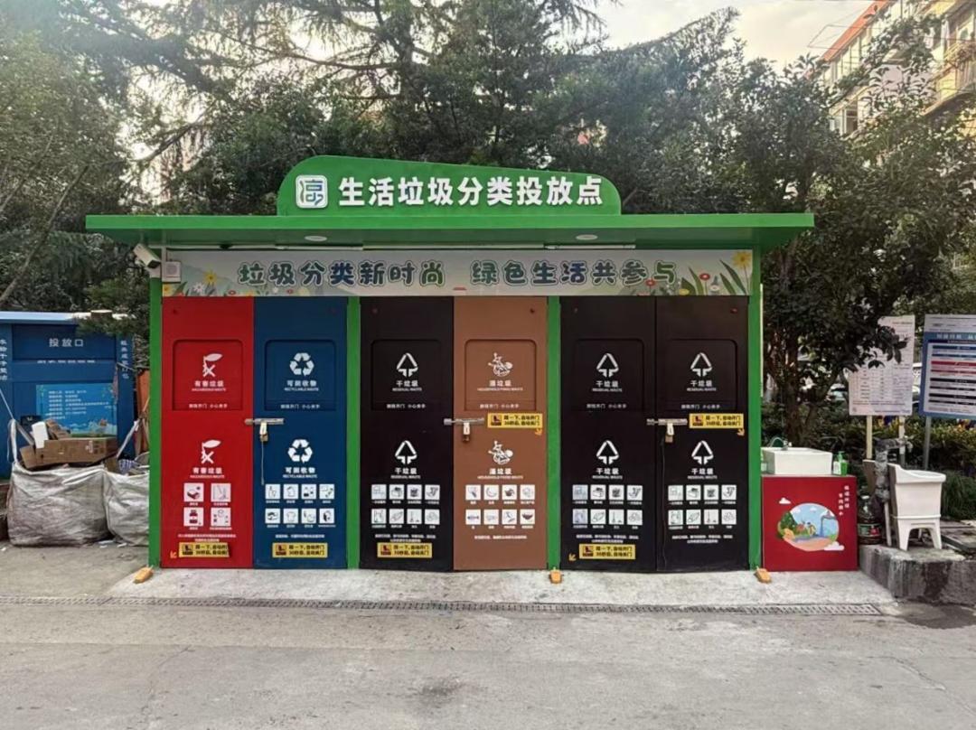 虹口回音壁｜夜间垃圾清运被指扰民，如今已有解决方案