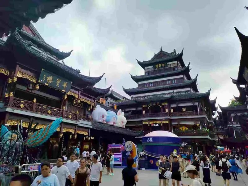 街头的垃圾箱又有新变化？！
