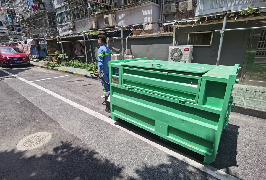 一种箱子今年进入上海2000个小区，专治装修垃圾“短驳”之痛