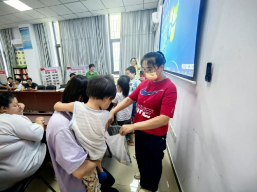 暑期活动让垃圾分类“玩”出新花样——印象北里社区垃圾分类宣传活动
