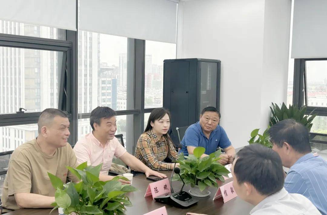 共话环卫新未来！江西省城市建设管理协会环卫行业分会领导莅临合迅物联调研指导